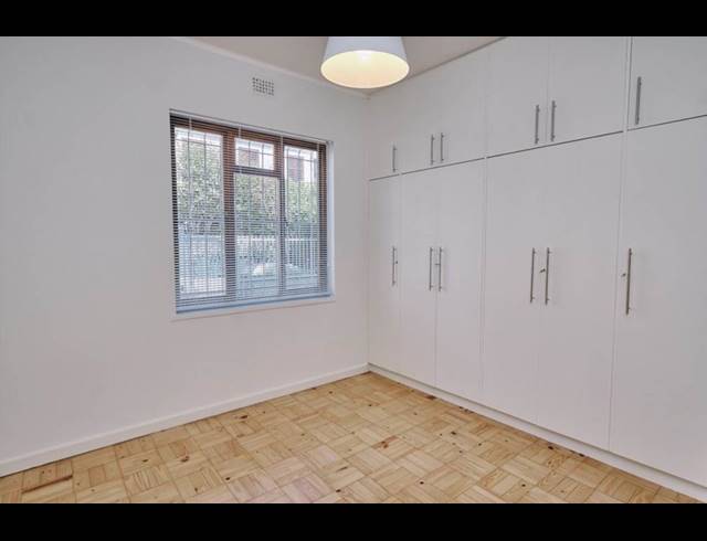 2 bed property to rent in THREE ANCHOR BAY